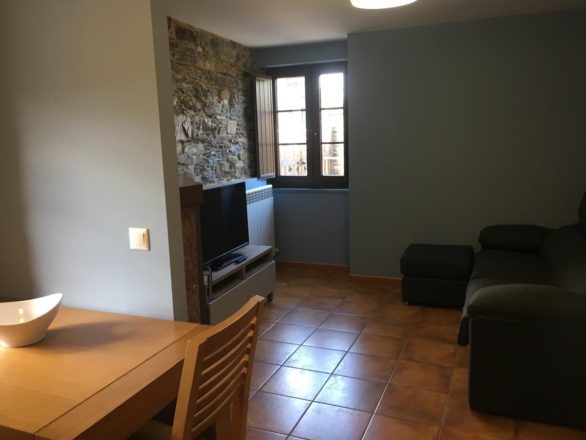 Apartamentos Carola San Tirso de Abres ภายนอก รูปภาพ